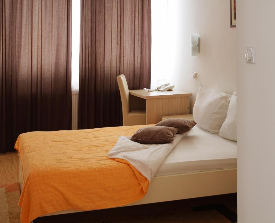 Garni Hamburg Hotel